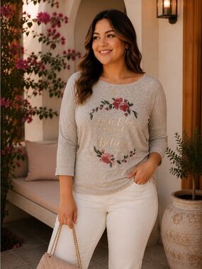MIA Floral Graphic Lightweight Sweatshirt Top Women Size PL Beige